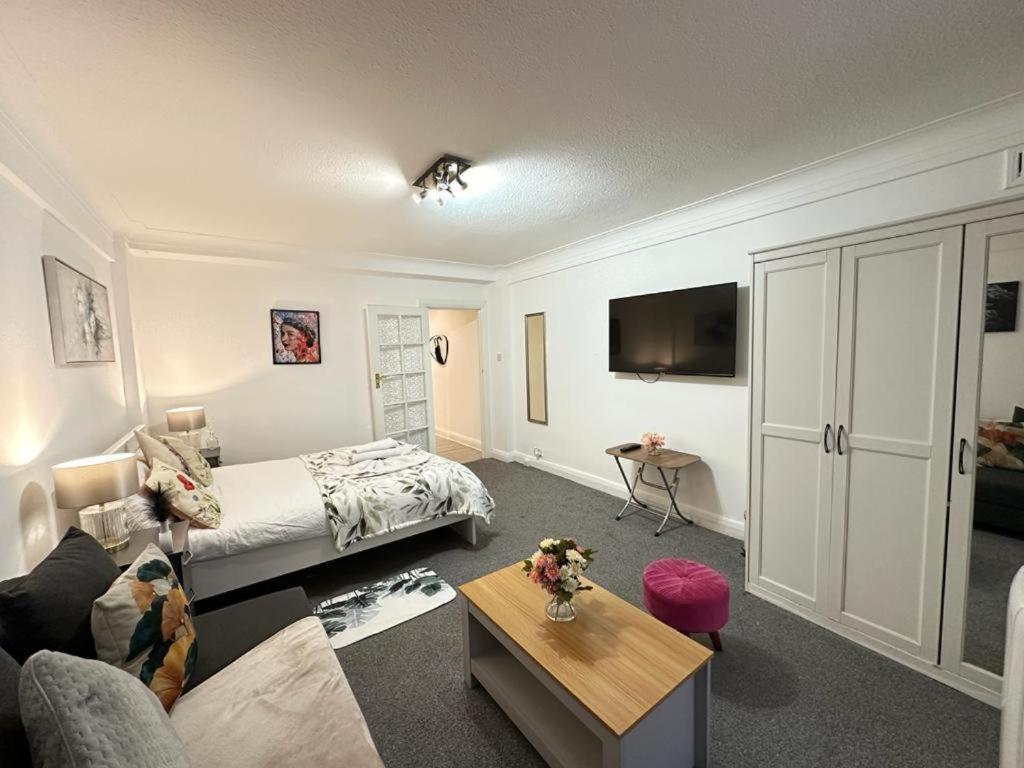 Oxford Street Beautiful Studio Apartment London Exterior photo